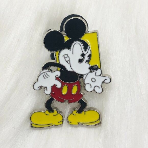 🔮 5/$25 Disney Oh Mickey! Angry Mickey Mouse Pin - Picture 1 of 3